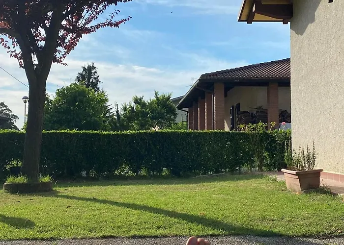 Immersa Nel Appartamento Monteombraro